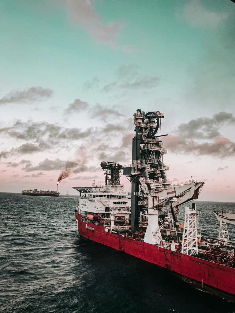 Offshore drilling vessel at sea